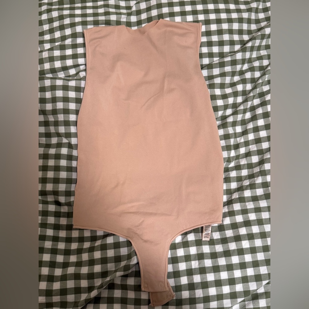 SKIMS Neutral Sleeveless Bodysuit